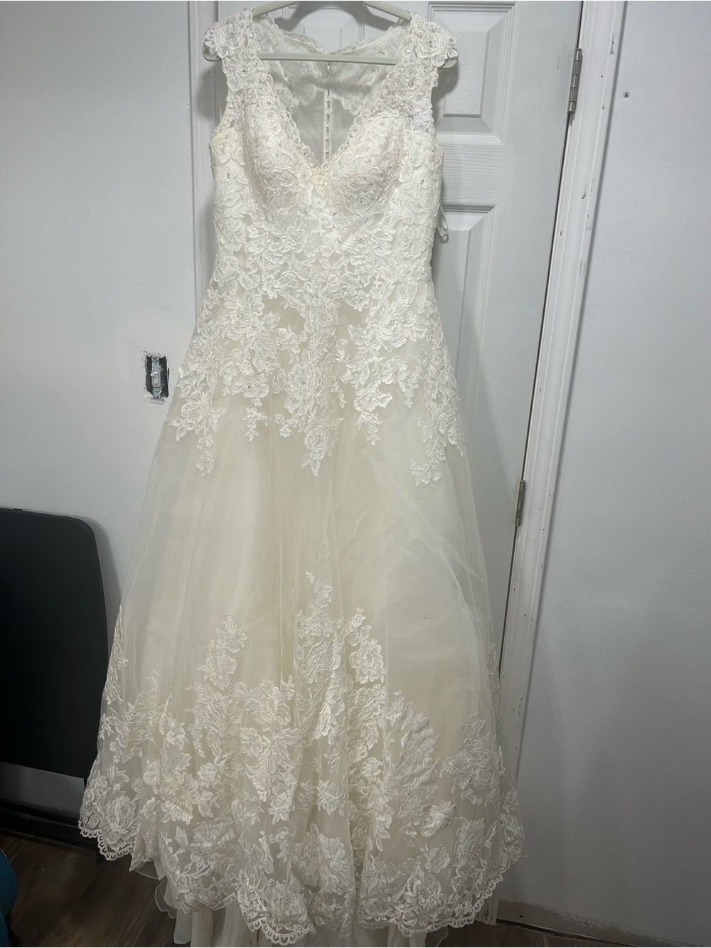 AS-IS PROJECT DRESS - David's Bridal WG3850 Size 12 (Solid Ivory)